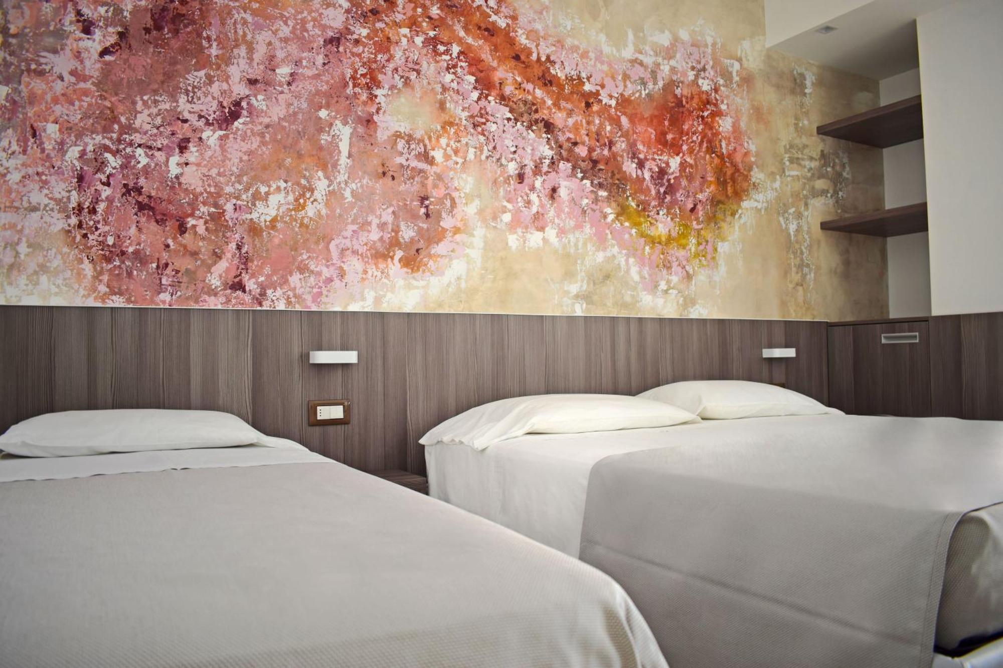 Hotel Muccioli ミザーノ・アドリアーティコ 部屋 写真